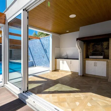 Whome Hideaway Luxury Family W/ S-pool & Ac Appartement *